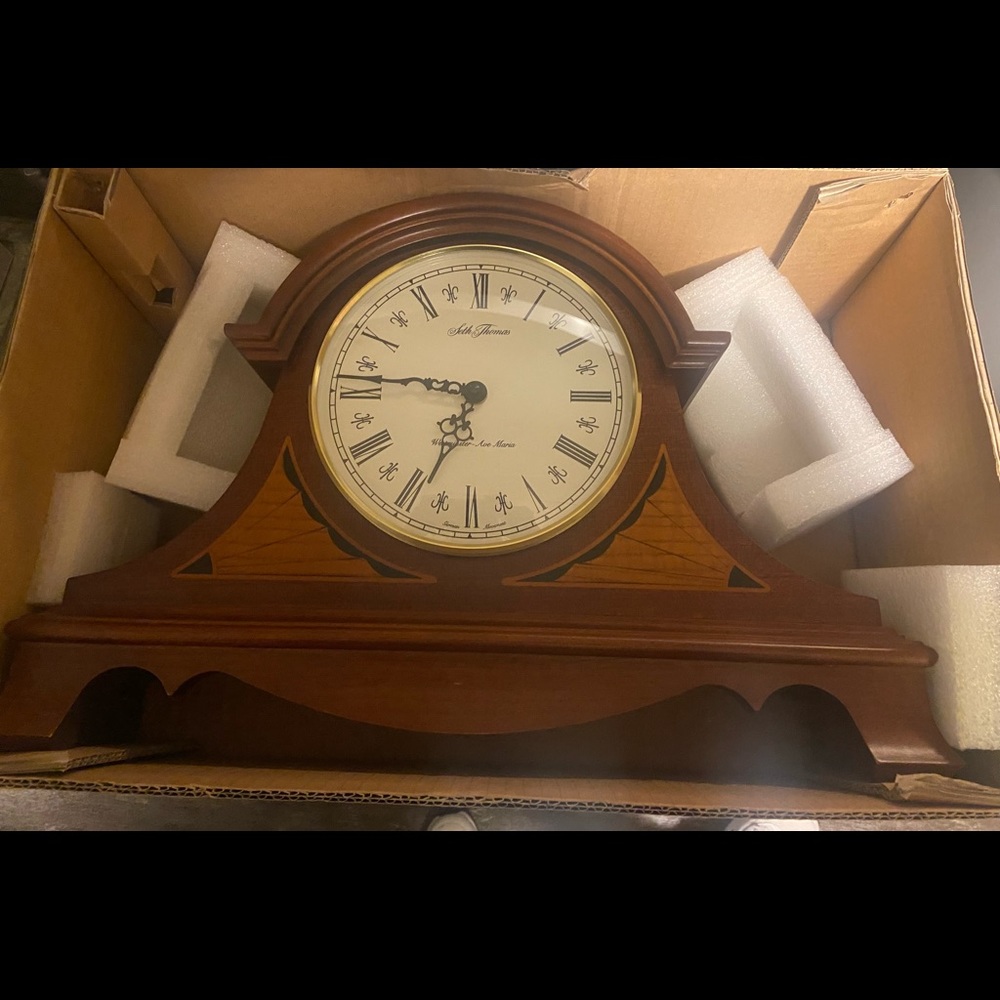 Seth Thomas Westminster Ave Marie mantel clock.